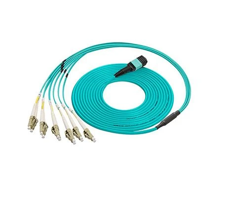 Base-8 og base-12 MTP / MPO kabelsystemer: hvordan vælger man?